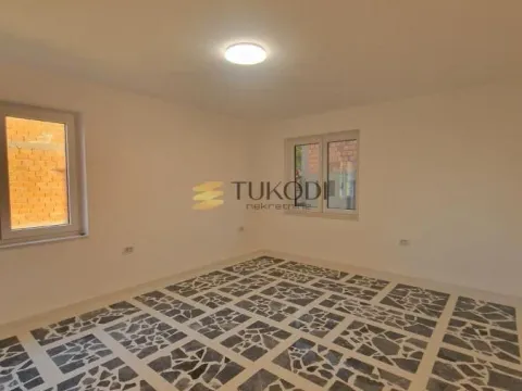 Prodaja, kuća, 550m², Sremska Kamenica, Petrovaradin - image 43