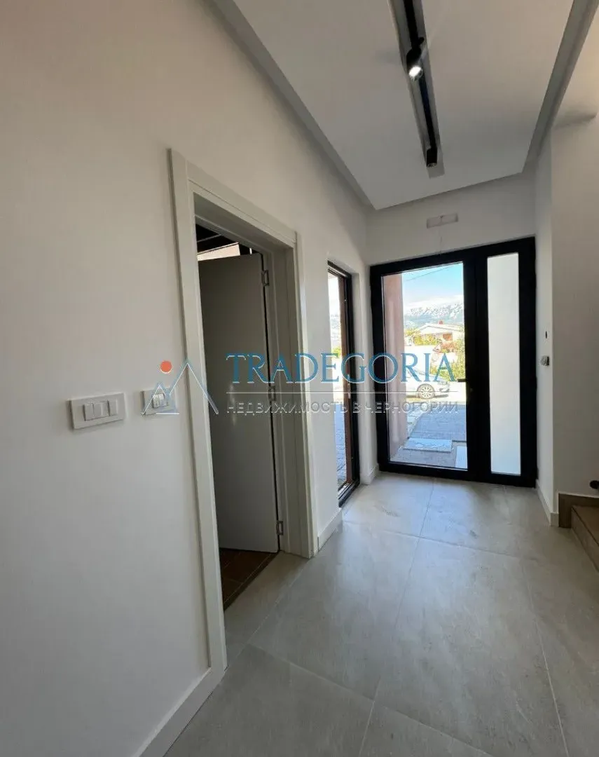 Prodaja, kuća, 196m², Bar, Crna Gora