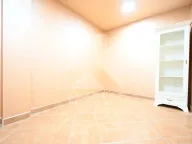 Rent, office space, 49m², Stari Aerodrom, Podgorica - image 5