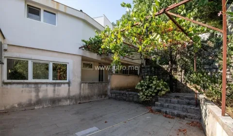 Prodaja, jednosoban stan, 62m², Donja Lastva, Tivat - image 16