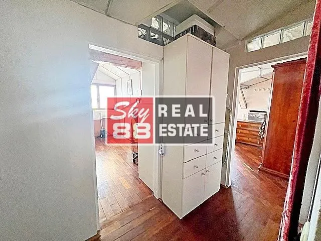 Sale, three bedroom apartment, 110m², Stari Grad, Beograd