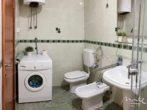 Sale, one bedroom apartment, 54m², Petrovac, Budva - image 11