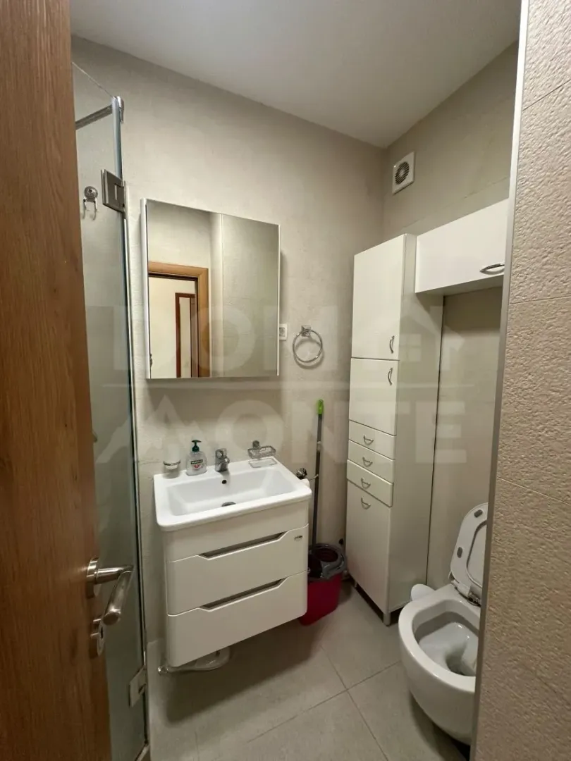 Prodaja, jednosoban stan, 50m², Kalimanj, Tivat