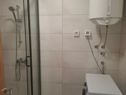 Izdavanje, jednosoban stan, 42m², Zabjelo, Podgorica - image 3