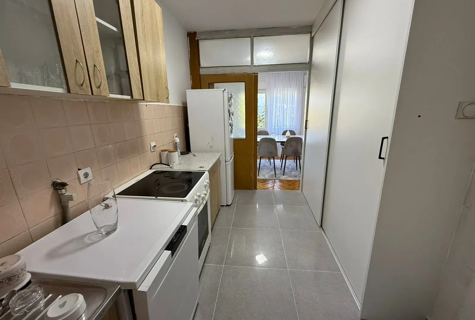 Izdavanje, stan, 80m², Zabjelo, Podgorica