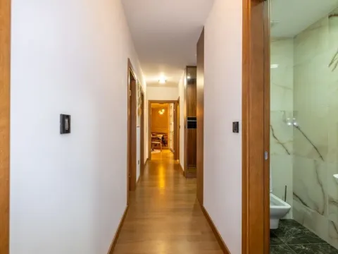 Izdavanje, trosoban stan, Ljubović, Podgorica - image 5