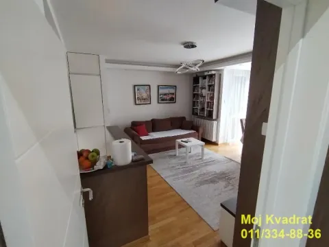 Prodaja, trosoban stan, 64m², Lion, Zvezdara Sve Podlokacije - image 3