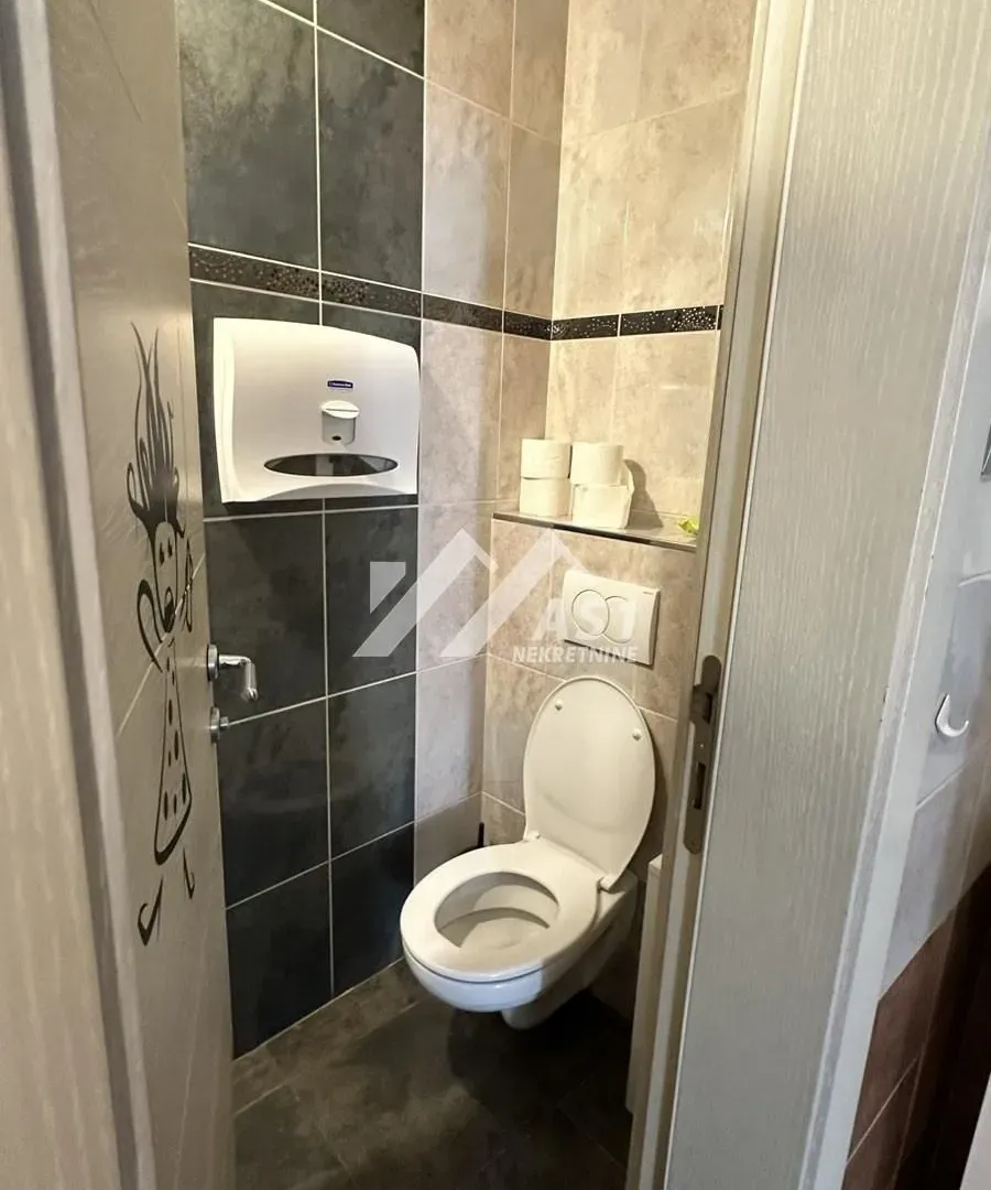 Rent, office space, 280m², Bulevar Oslobodjenja, Novi Sad Sve Podlokacije