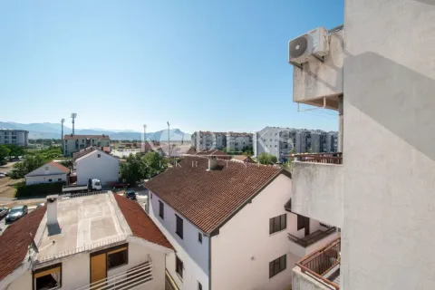 Rent, studio apartment, 27m², Stari Aerodrom, Podgorica - image 7
