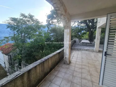 Prodaja, stan, 56m², Prčanj, Kotor - image 7