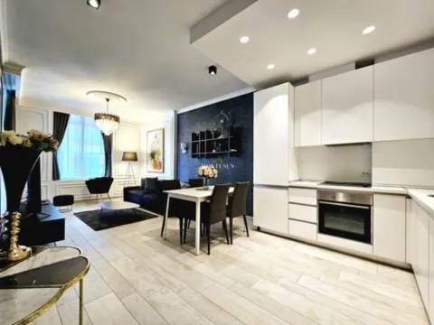 Izdavanje, jednosoban stan, 60m², Budva, Crna Gora