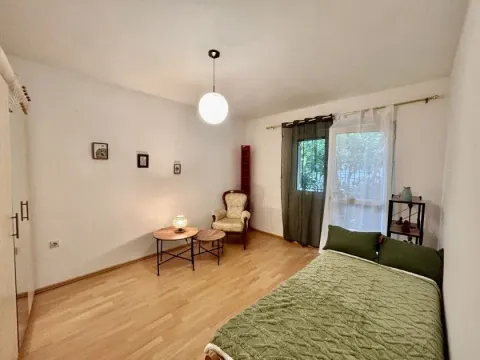 Izdavanje, dvosoban stan, 80m², Tivat, Crna Gora - image 5