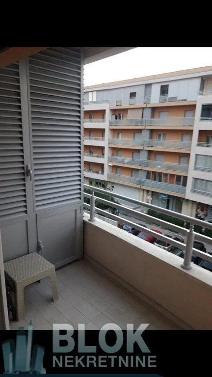 Rent, studio apartment, 31m², City Kvart, Podgorica
