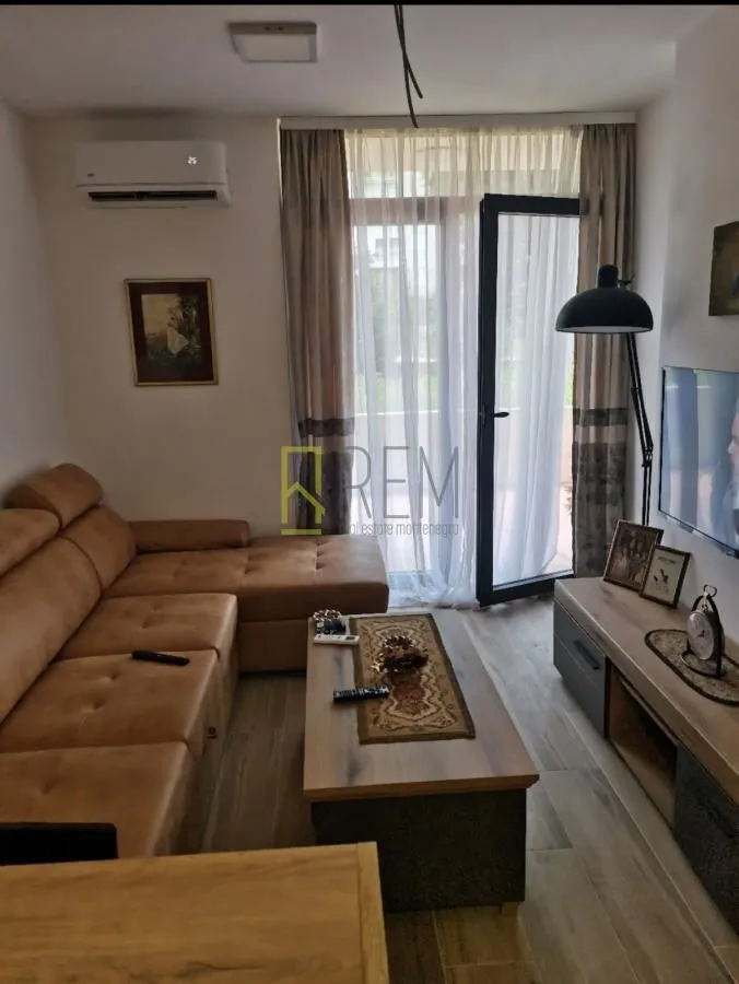 Prodaja, garsonjera, 21m², Blok 9, Podgorica
