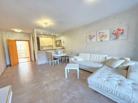 Prodaja, dvosoban stan, 68m², Bečići, Budva - image 8