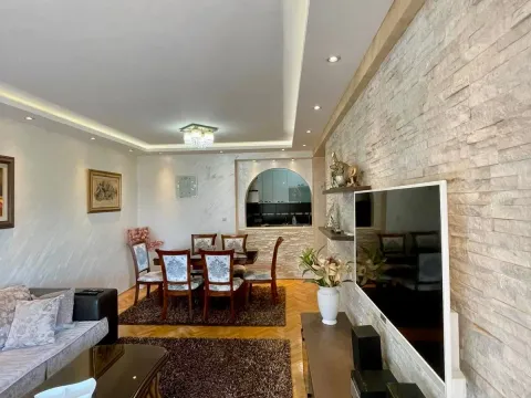 Rent, two bedroom apartment, 74m², Ljubović, Podgorica - image 5