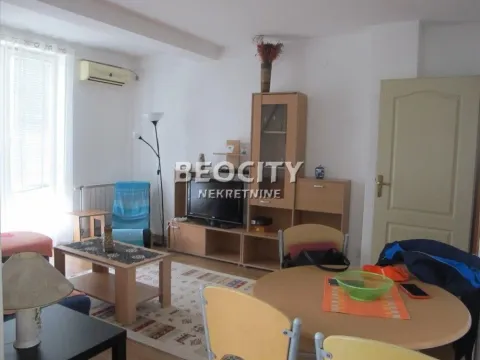 Prodaja, trosoban stan, 72m², Karaburma, Palilula Sve Podlokacije