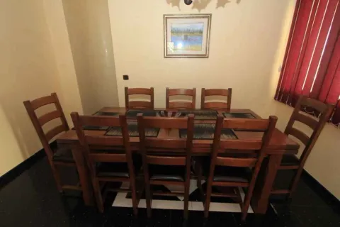 Prodaja, kuća, 560m², Petrovac, Budva - image 15