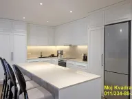 Izdavanje, četvorosoban stan, 132m², Vračar Sve Podlokacije, Beograd - image 6