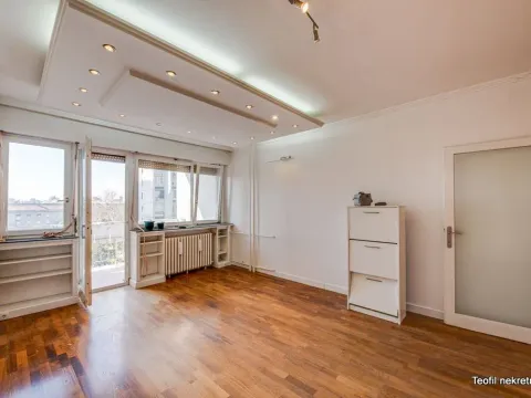 Prodaja, dvosoban stan, 78m², Zemun Kej, Zemun Sve Podlokacije - image 2