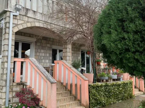 Prodaja, kuća, 136m², Bijela, Herceg Novi