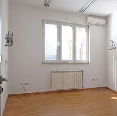 Rent, office space, 130m², Stari Grad, Beograd