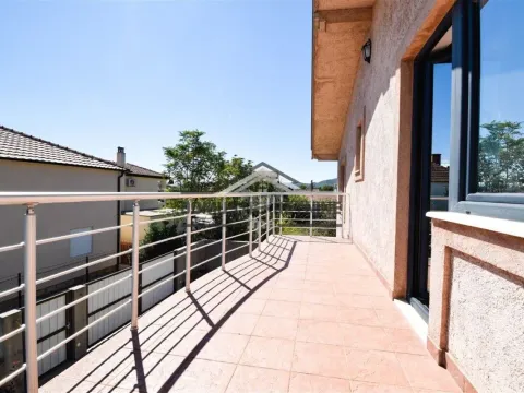 Rent, house, 160m², Donja Gorica, Podgorica - image 29