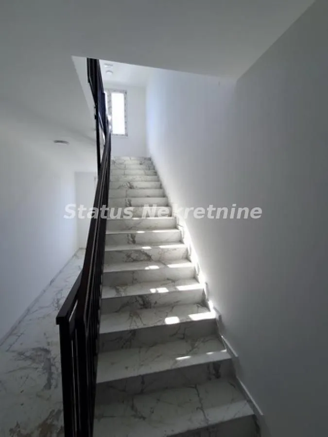 Izdavanje, dvosoban stan, 73m², Veternik, Novi Sad Sve Podlokacije
