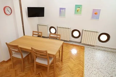 Izdavanje, dvosoban stan, 100m², Stari Grad, Beograd
