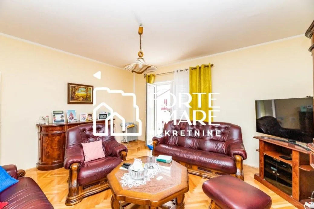 Prodaja, kuća, 266m², Igalo, Herceg Novi