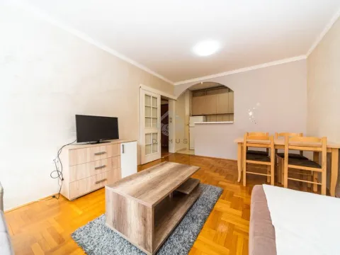 Rent, one bedroom apartment, 45m², Stari Aerodrom, Podgorica - image 3