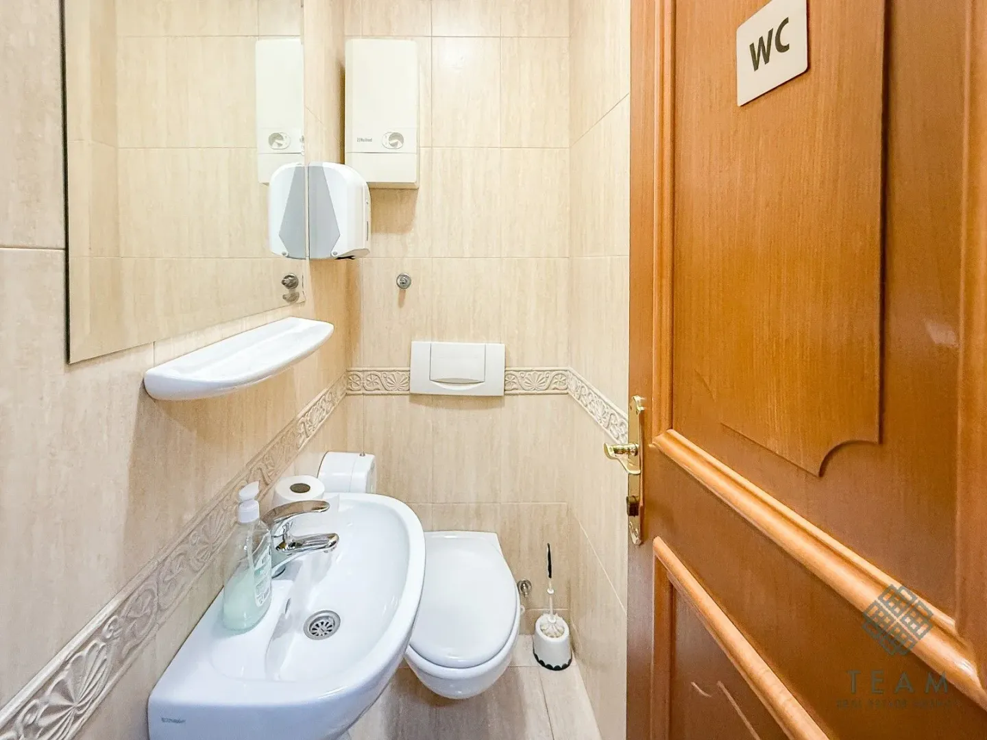 Rent, office space, 150m², Stara Varoš, Podgorica