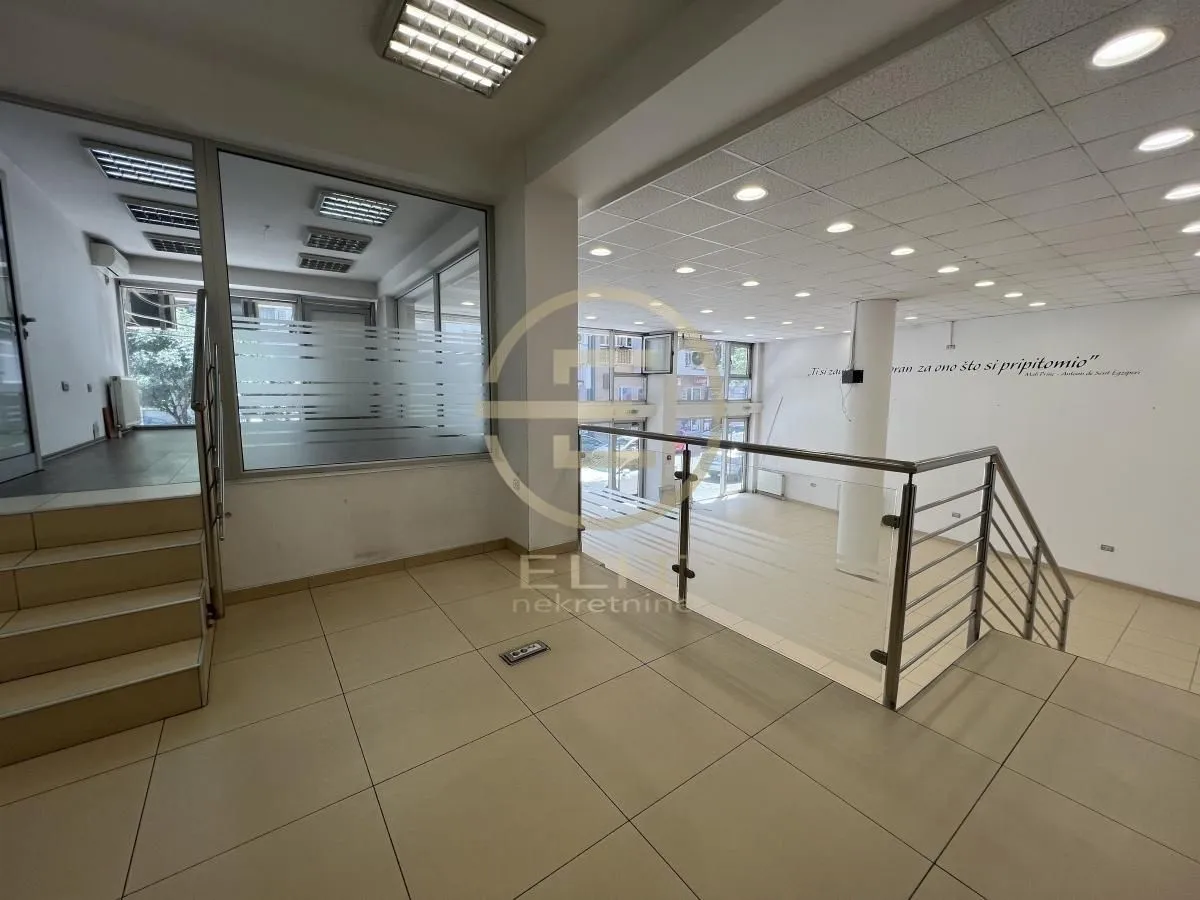 Rent, office space, 229m², Grbavica, Novi Sad Sve Podlokacije
