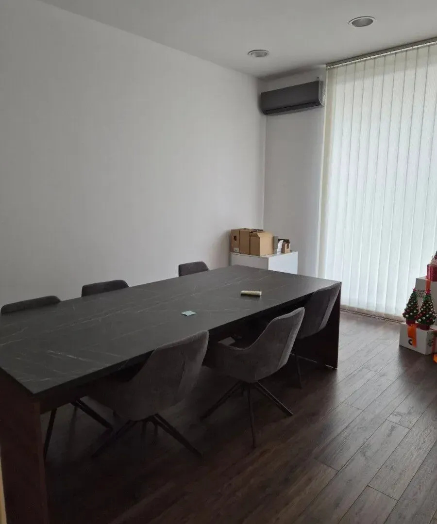 Rent, office space, 102m², City Kvart, Podgorica
