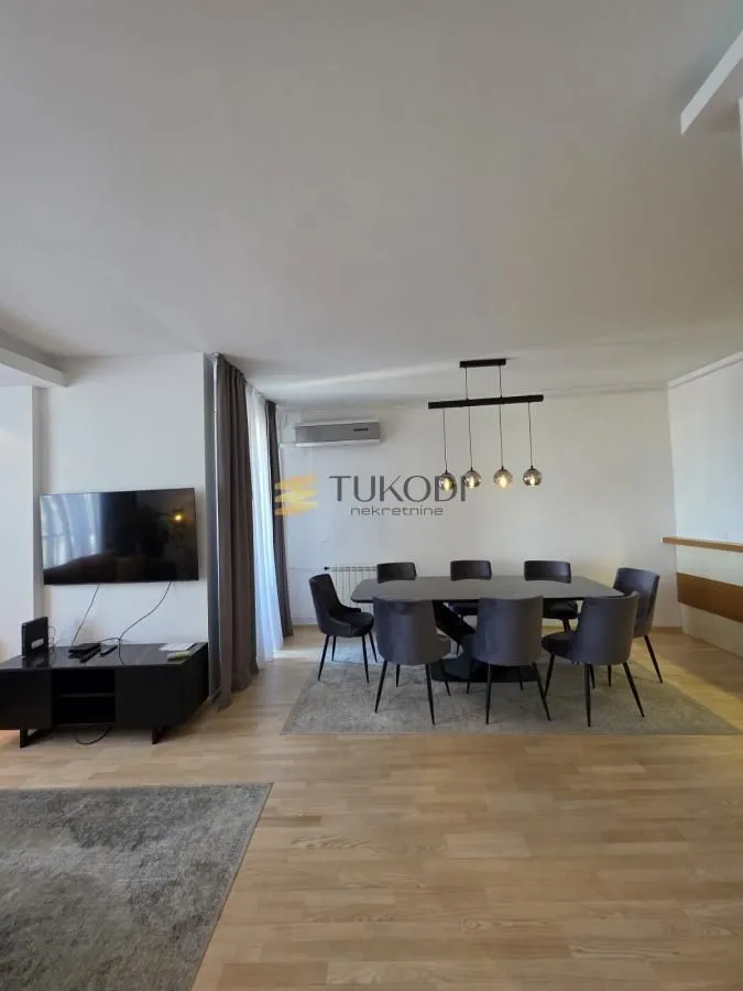 Rent, three bedroom apartment, 85m², Stari Grad, Beograd