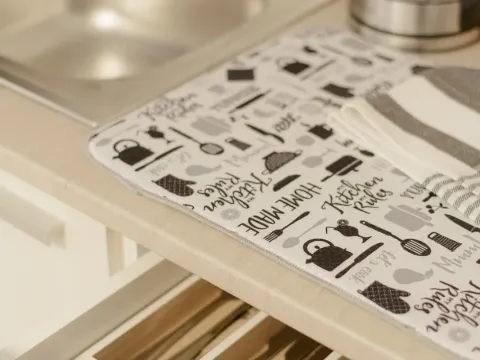 Izdavanje, garsonjera, 30m², Budva, Crna Gora - image 11