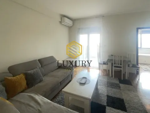 Izdavanje, dvosoban stan, 58m², Stari Aerodrom, Podgorica - image 3