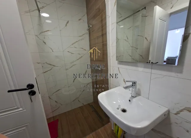 Rent, one bedroom apartment, 43m², Ilino, Bar