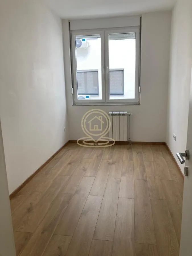 Rent, three bedroom apartment, 70m², Adamovićevo Naselje, Novi Sad Sve Podlokacije
