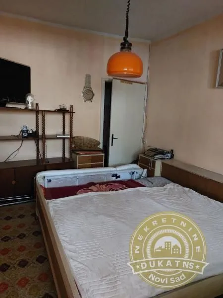 Prodaja, kuća, 100m², Veternik, Novi Sad Sve Podlokacije