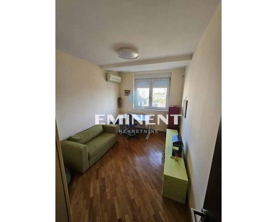Izdavanje, stan, 190m², Voždovačka Crkva, Voždovac Sve Podlokacije