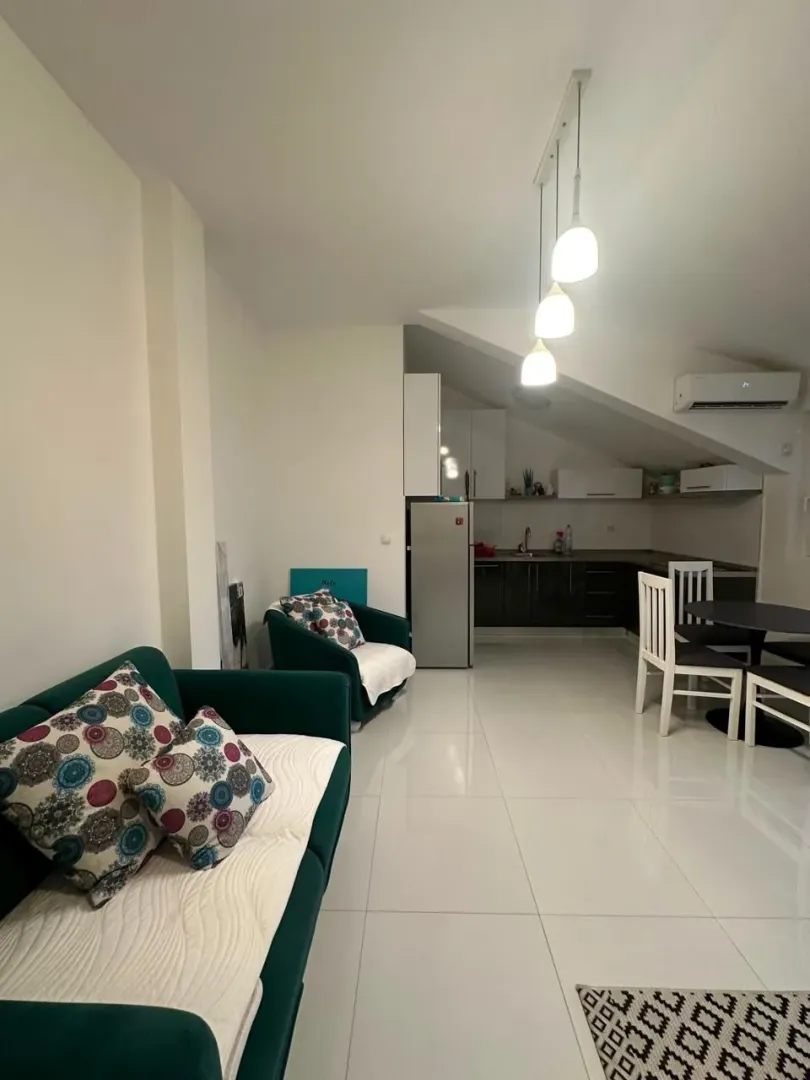 Prodaja, dvosoban stan, 67m², Tivat, Crna Gora