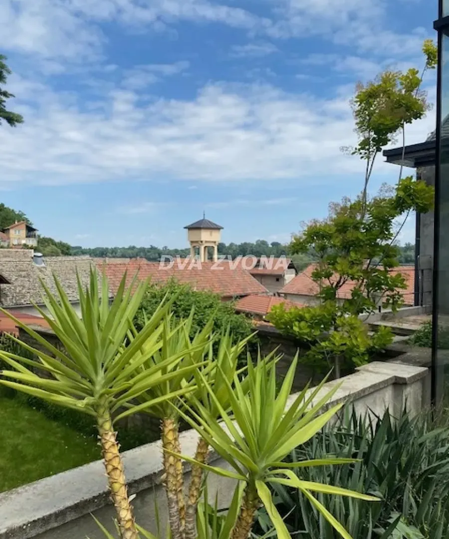Prodaja, ugostiteljski objekat, 630m², Stari Slankamen, Inđija