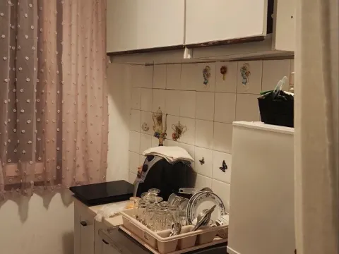 Rent, one bedroom apartment, 42m², Dobrota, Kotor - image 7