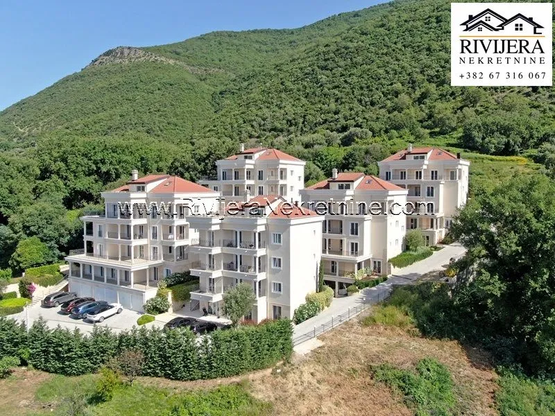 Prodaja, trosoban stan, 115m², Đenovići, Herceg Novi