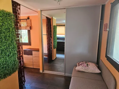 Rent, house, 28m², Šušanj, Bar - image 8