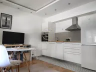 Izdavanje, dvosoban stan, 37m², Grbavica, Novi Sad Sve Podlokacije - image 1