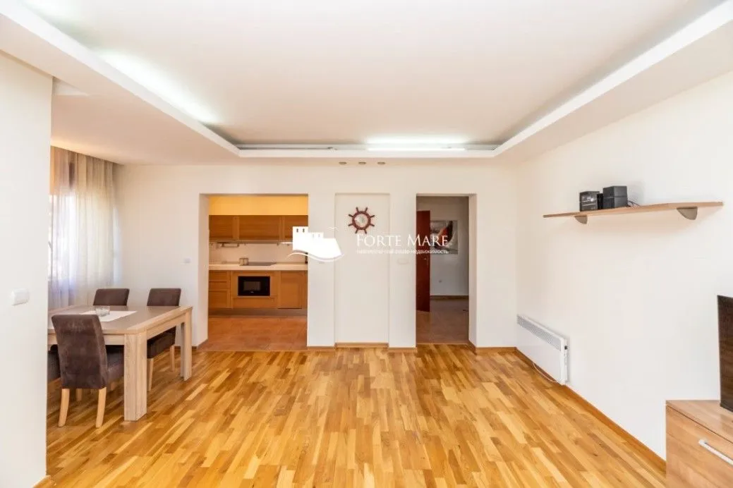 Prodaja, dvosoban stan, 80m², Đenovići, Herceg Novi