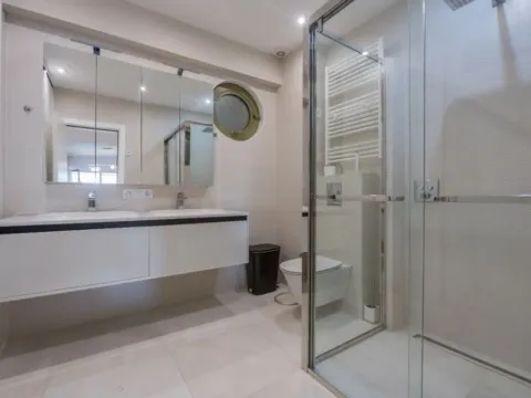 Sale, three bedroom apartment, 196m², Boreti, Budva - image 11