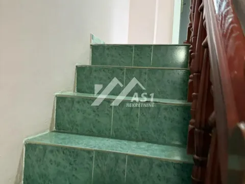 Izdavanje, poslovni prostor, 50m², Detelinara, Novi Sad Sve Podlokacije - image 4